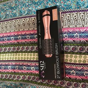 SB2 professional 2” blowout brush by SUTRA.